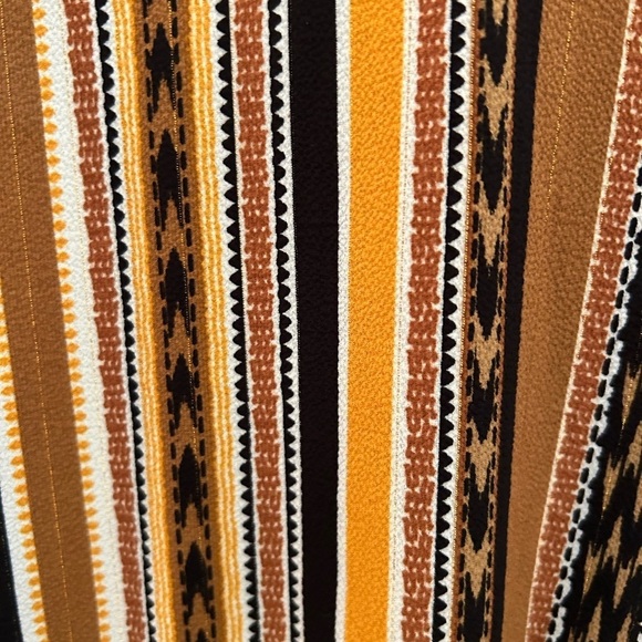 Ruby Red Tunic Blouse Size Large Women's Split Button Mixed Striped Butt… - Picture 6 of 7